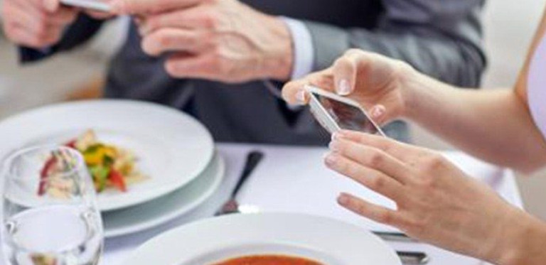 How Instagram, Foodies and Social Media Are Changing The Way Caterers And Restaurant Owners Market